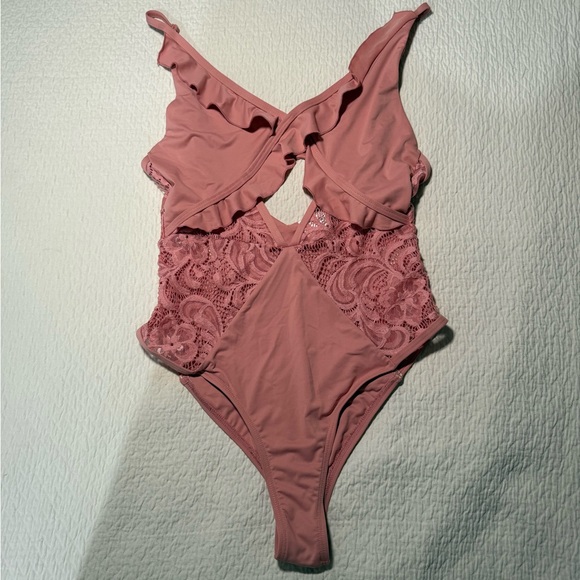 Light Pink One Piece Swim Suit Women's Size 6 - Picture 1 of 3